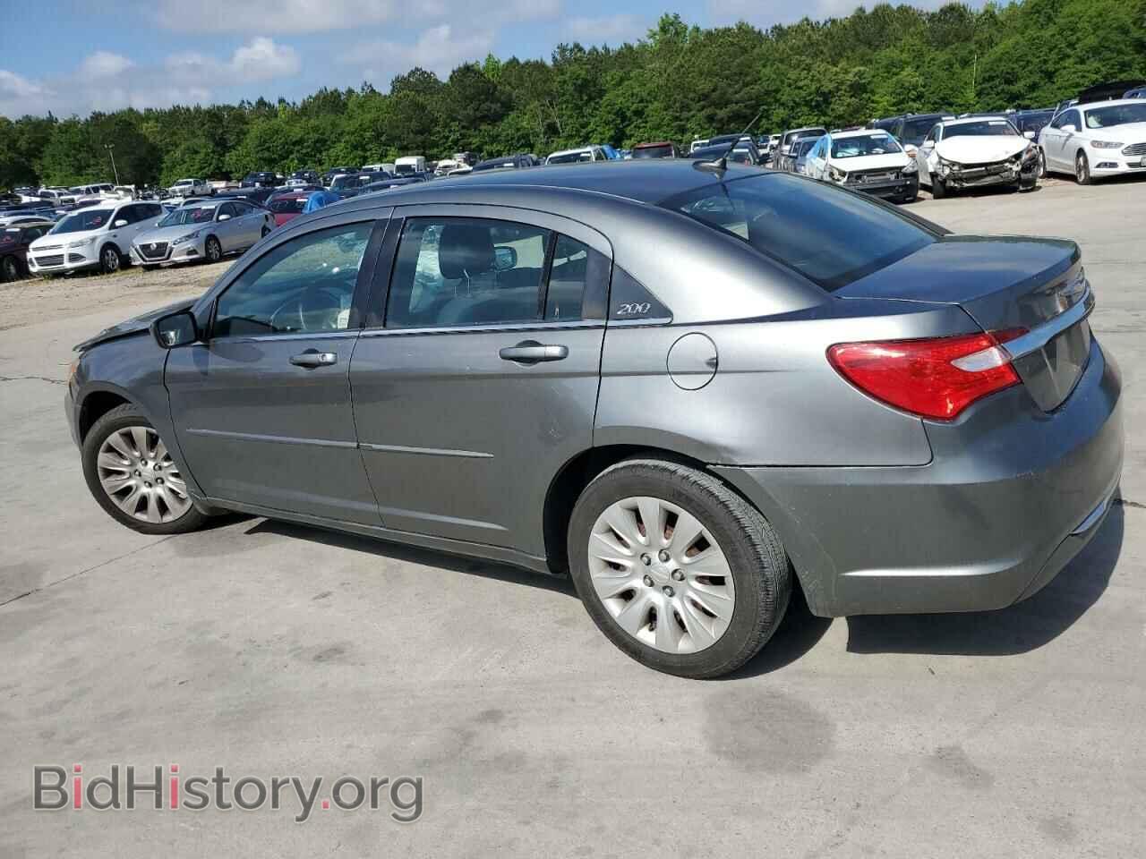 2012 CHRYSLER 200 - VIN: 1C3CCBAB2CN210000 - Фото 2