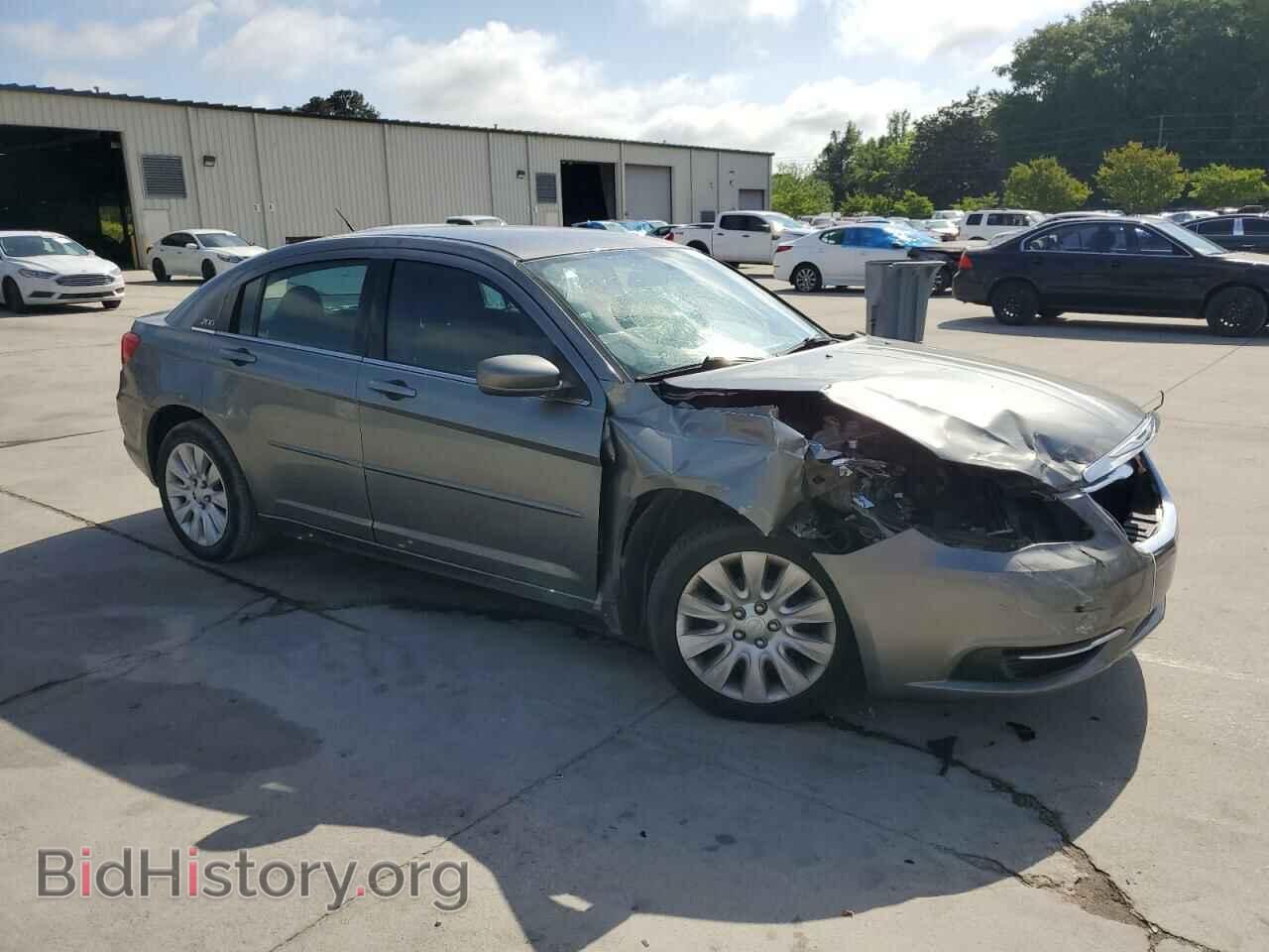 2012 CHRYSLER 200 - VIN: 1C3CCBAB2CN210000 - Фото 4