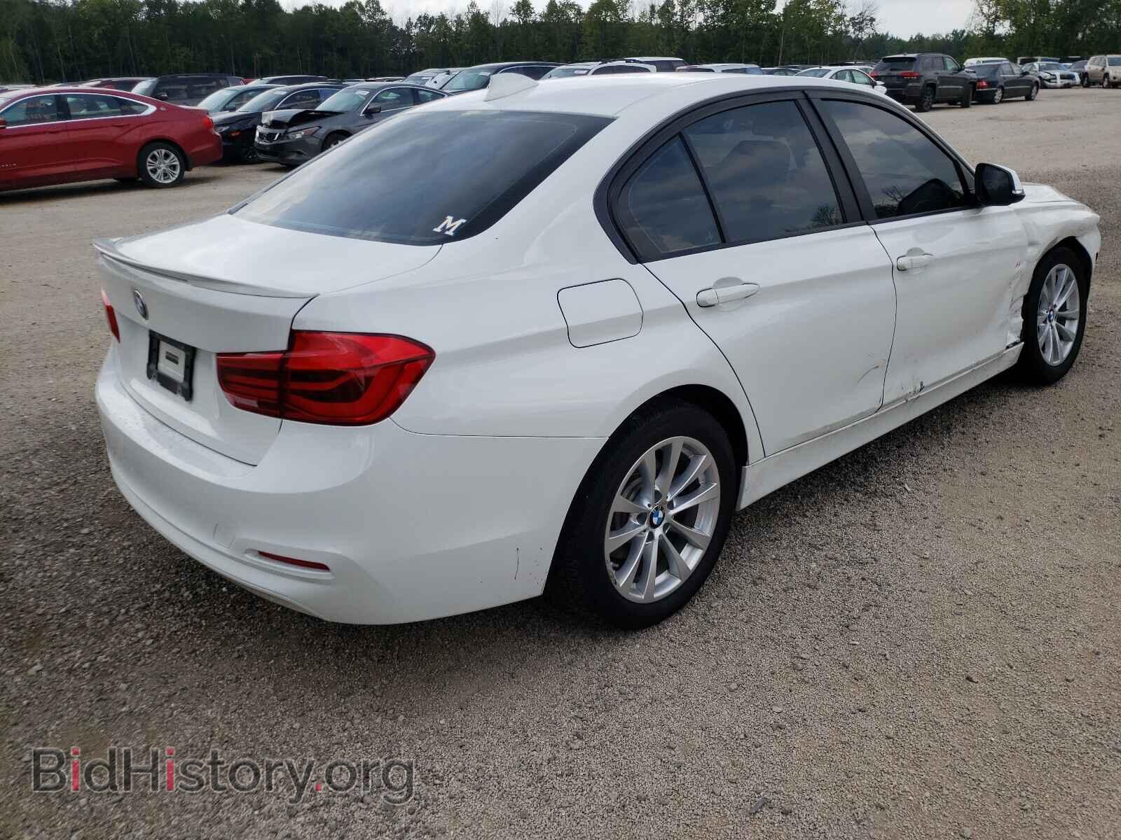 2016 BMW 3 SERIES - VIN: WBA8E5G55GNU20365 - Фото 4