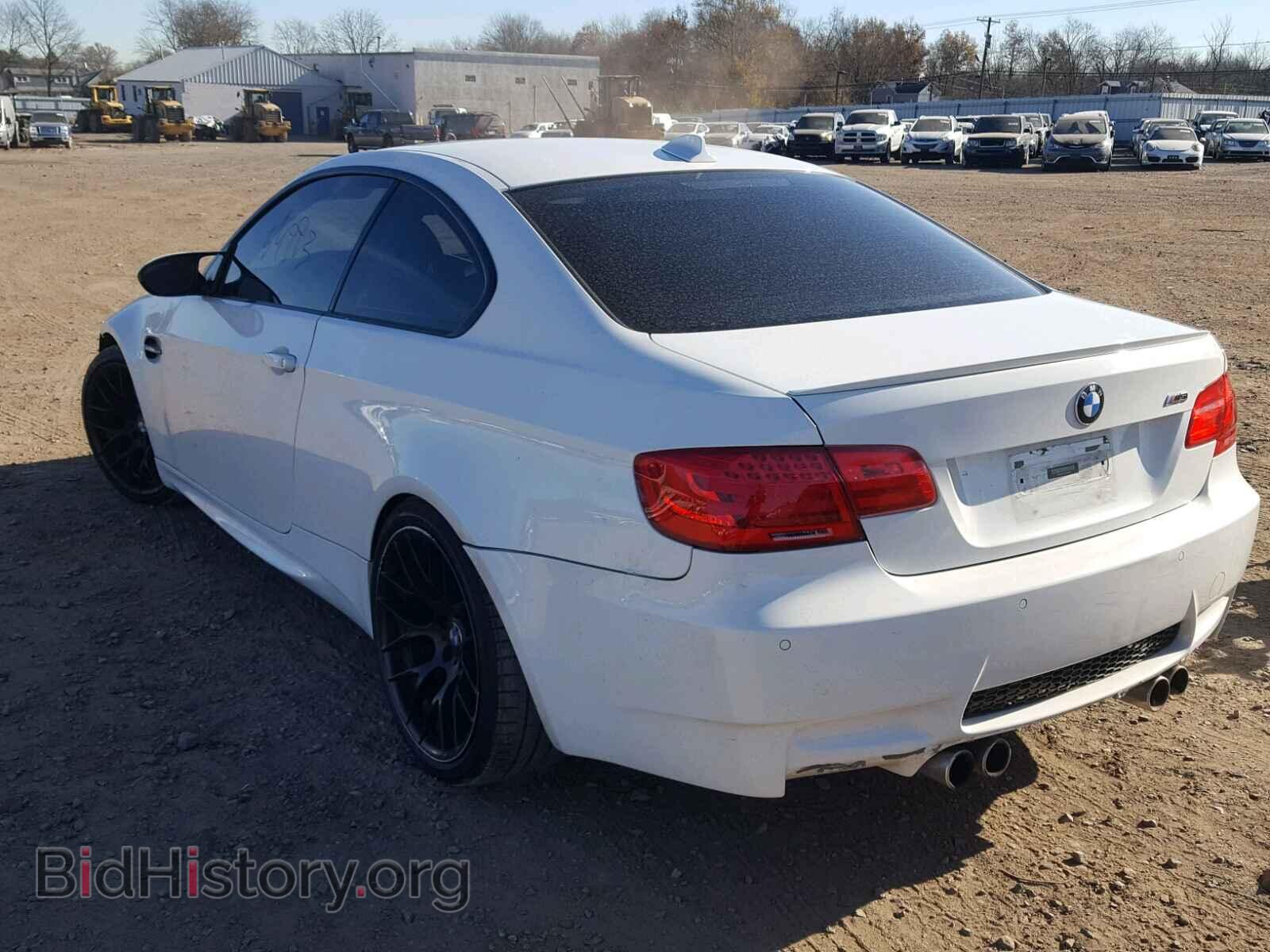 2013 BMW M3 - VIN: WBSKG9C52DJ594325 - Фото 3