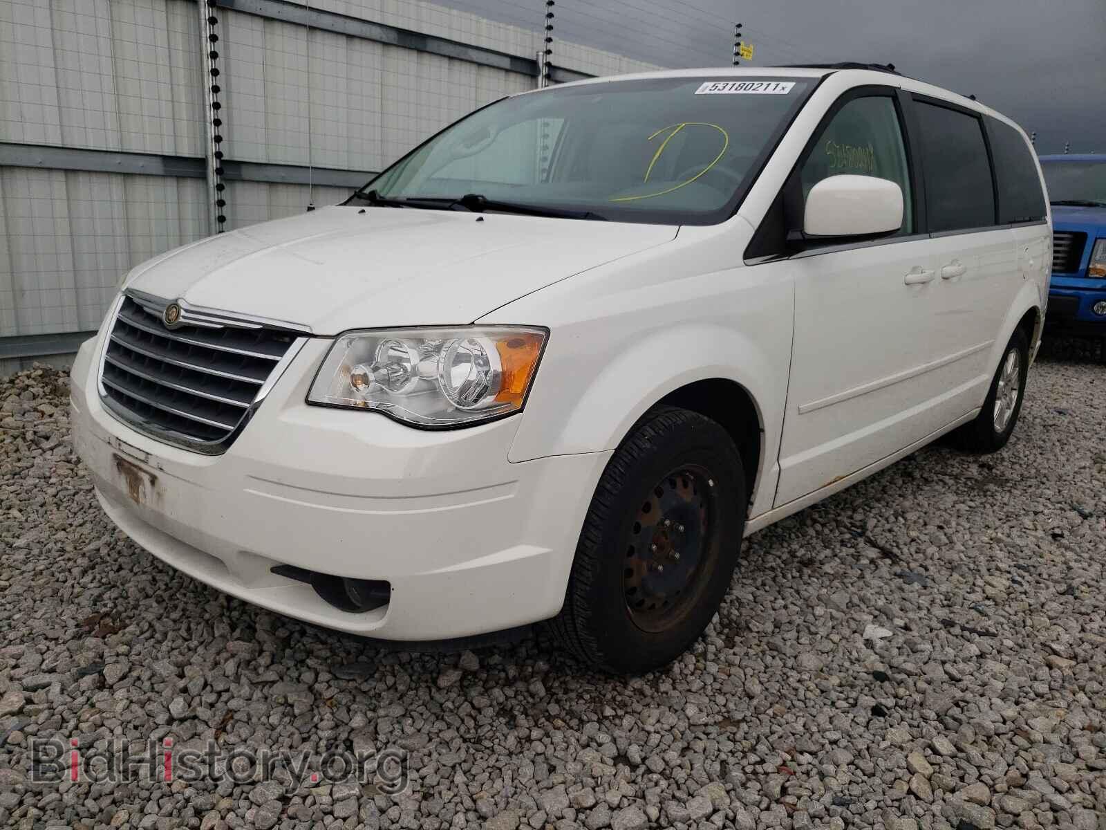 2008 CHRYSLER MINIVAN - VIN: 2A8HR54P68R684916 - Фото 2