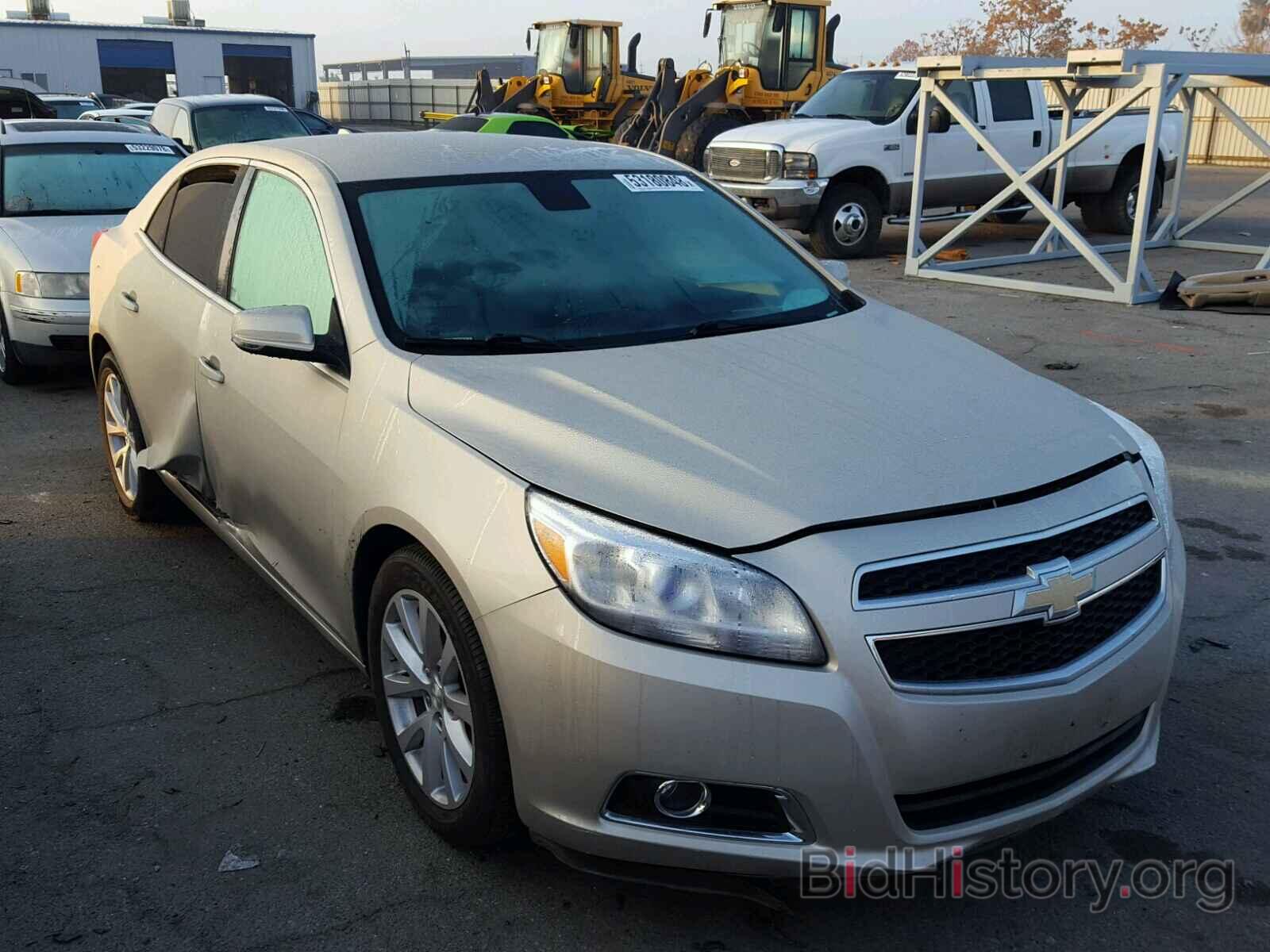 Photo 1G11E5SAXDF170676 - CHEVROLET MALIBU 2013