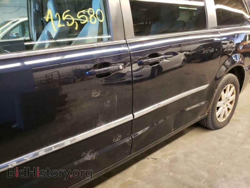 2011 Chrysler MINIVAN (VIN 2A4RR8DG8BR684141) — photo 9 of 10