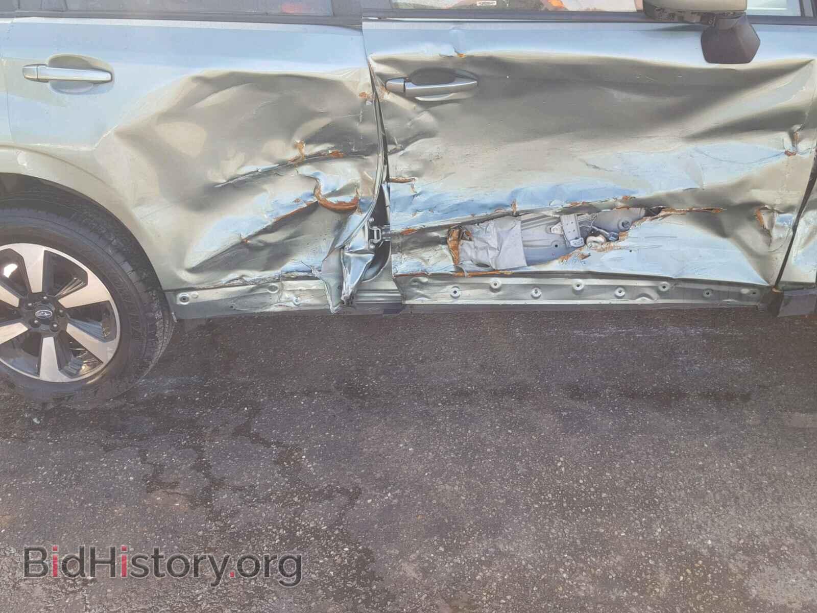 2017 SUBARU FORESTER - VIN: JF2SJAGC7HH560219 - Фото 9