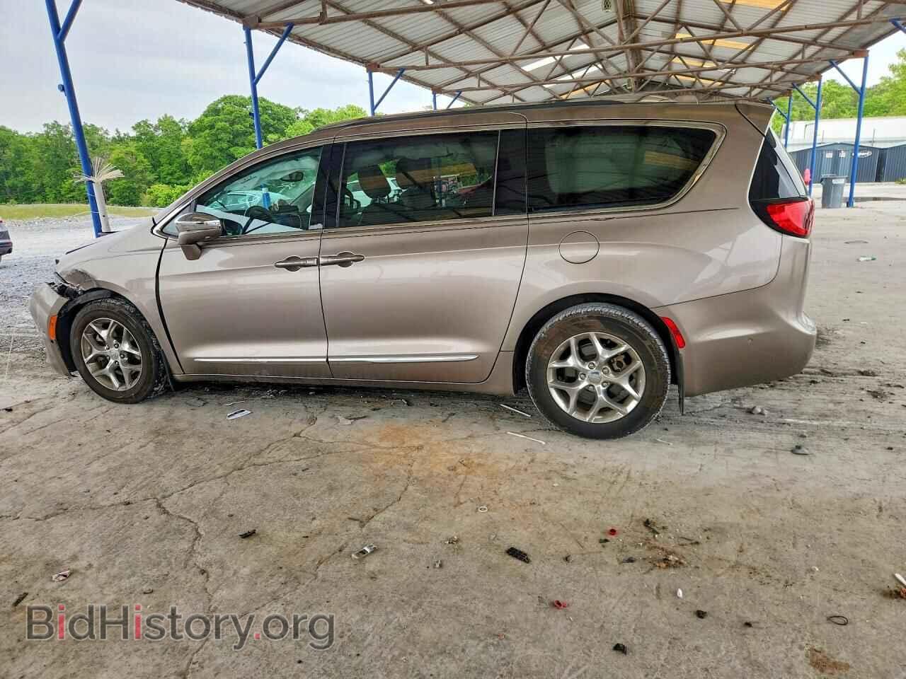 2017 CHRYSLER PACIFICA - VIN: 2C4RC1GG8HR638084 - Фото 2