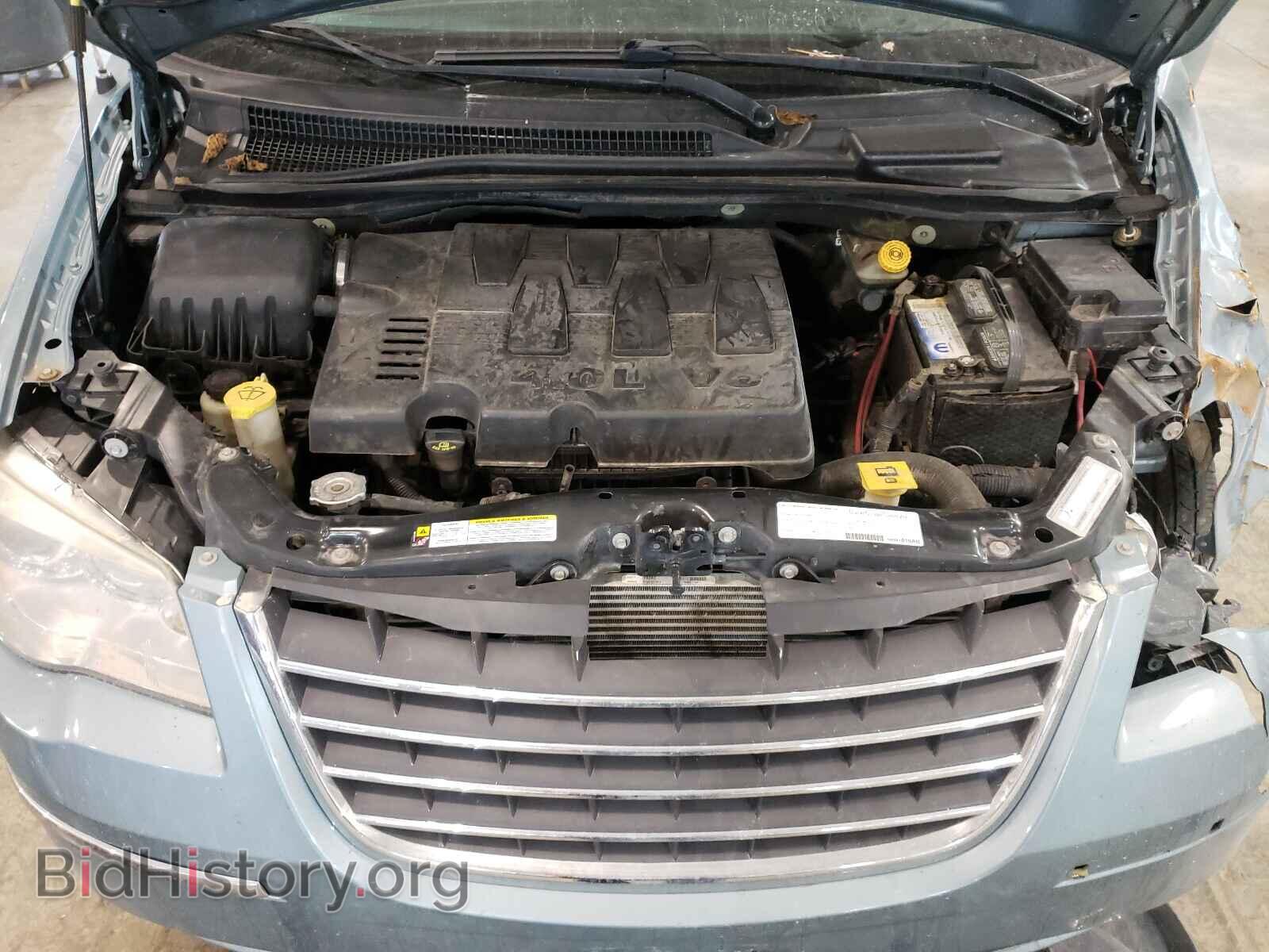 2008 CHRYSLER MINIVAN - VIN: 2A8HR64X28R762792 - Фото 7