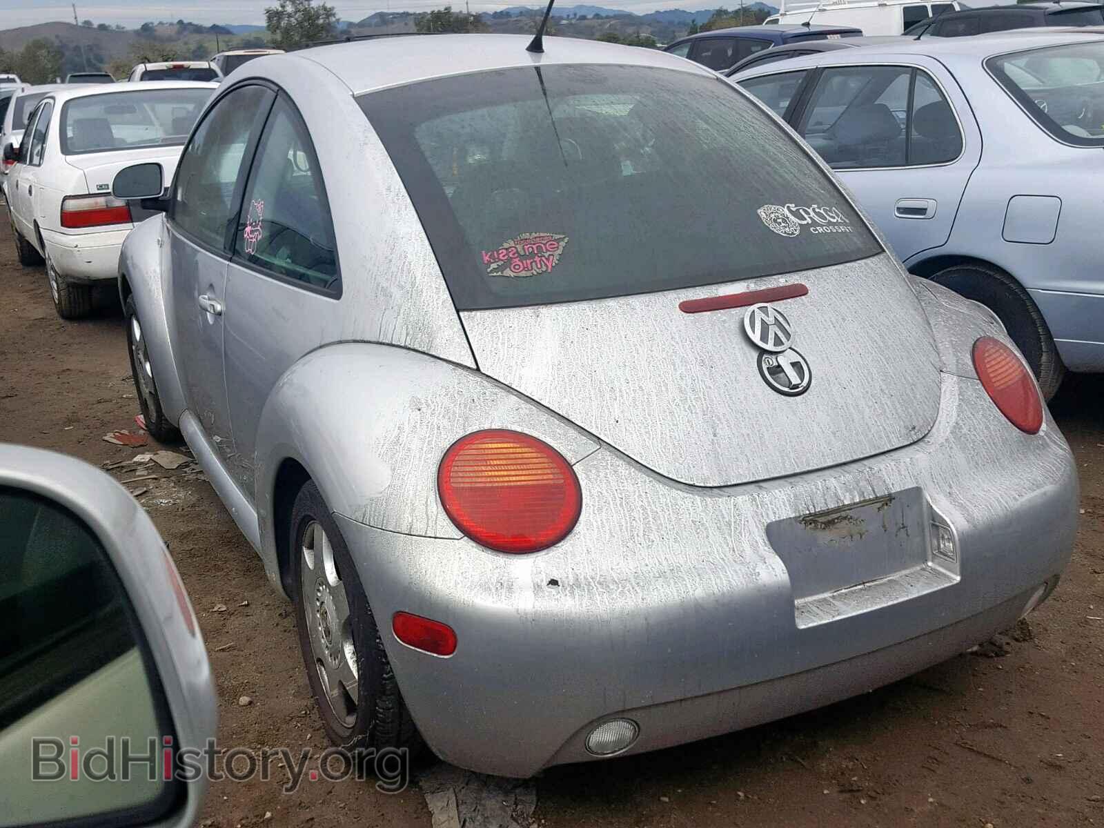 2000 VOLKSWAGEN BEETLE - VIN: 3VWCC21C8YM469741 - Фото 3