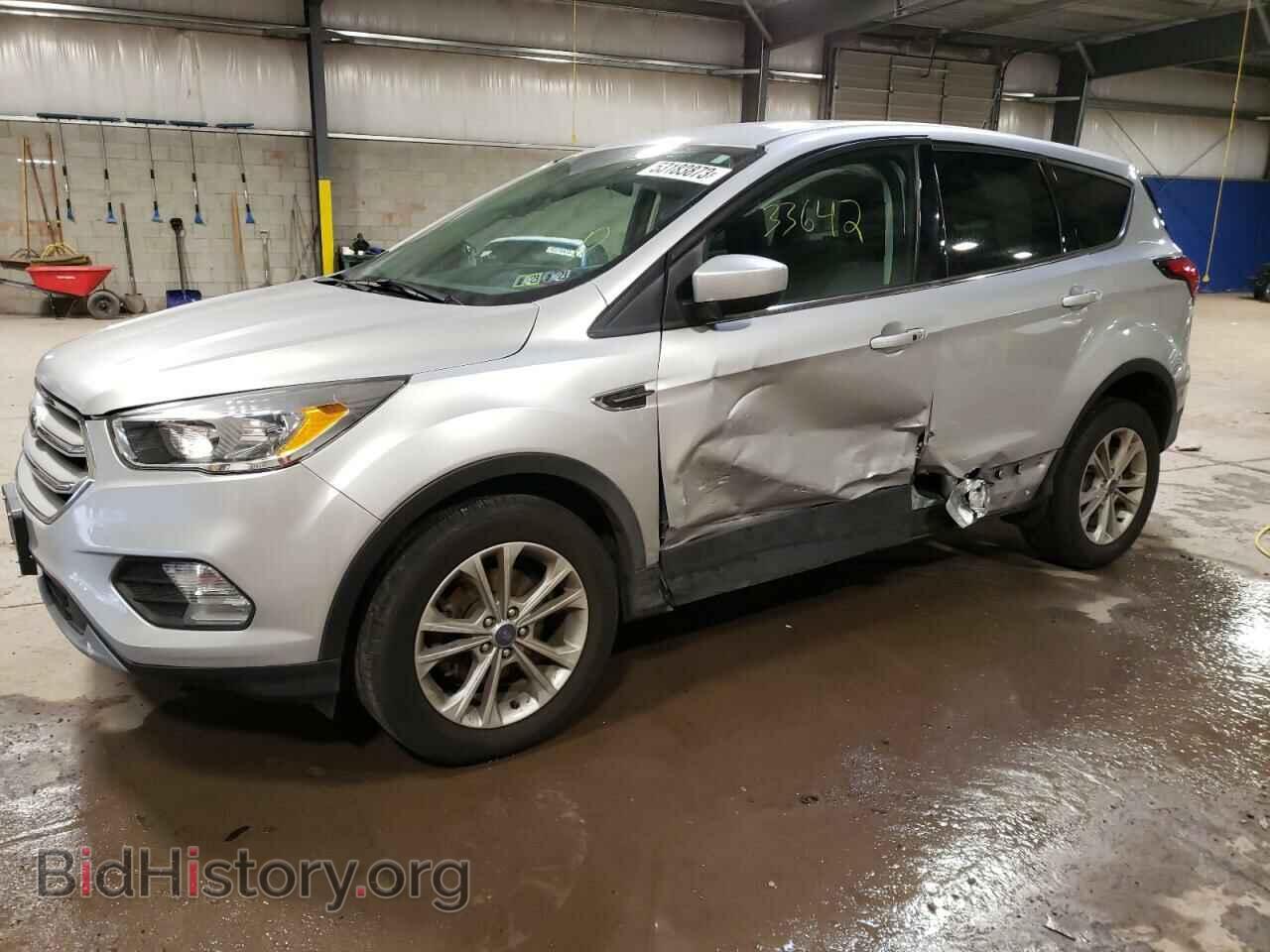 Фотография 1FMCU0GD2KUA09929 - FORD ESCAPE 2019