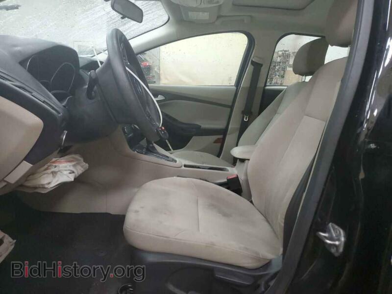 2016 Ford FOCUS (VIN 1FADP3F20GL233740) — photo 7 of 15