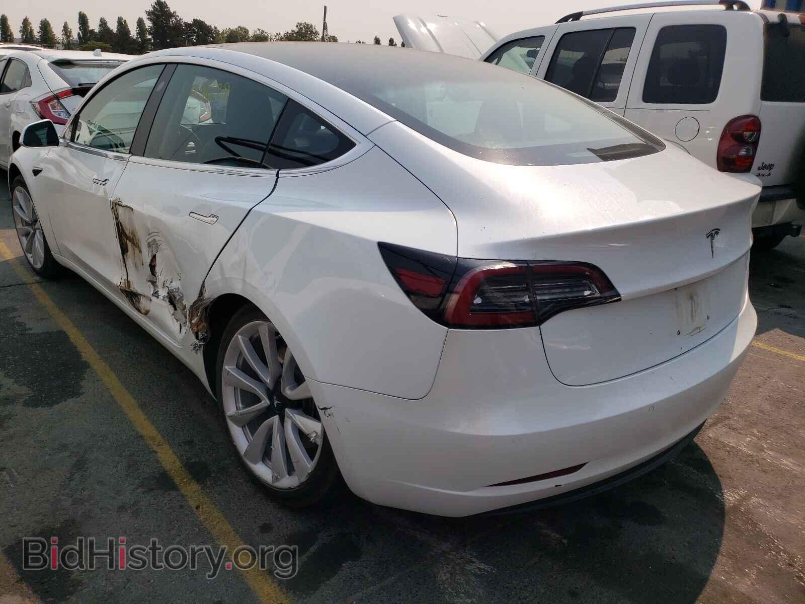 2018 TESLA MODEL 3 - VIN: 5YJ3E1EAXJF015839 - Фото 3