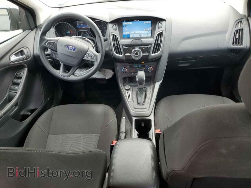 2017 Ford FOCUS (VIN 1FADP3M20HL341974) — photo 8 of 16