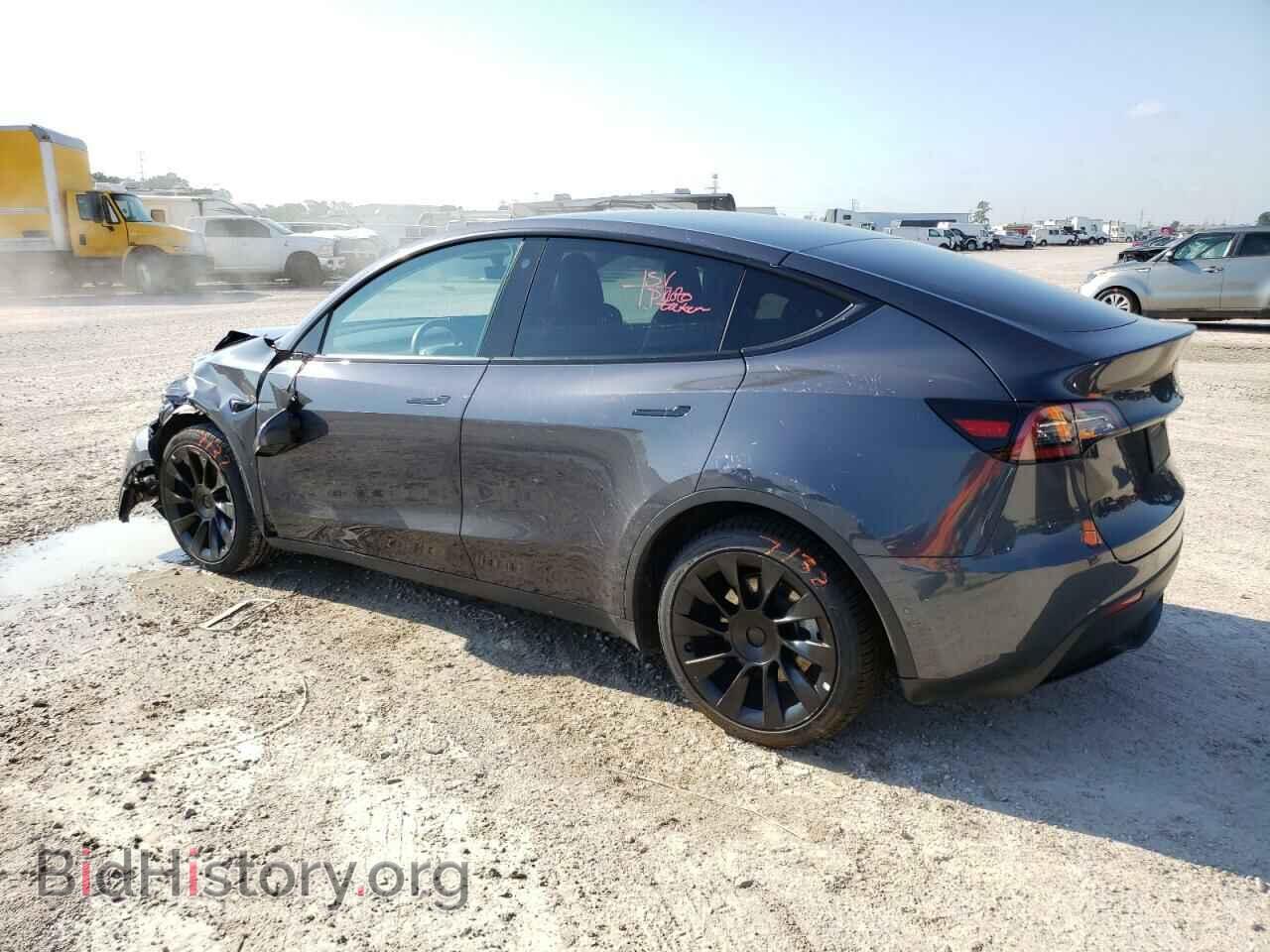 2022 TESLA MODEL Y - VIN: 7SAYGDEE2NF386085 - Фото 2