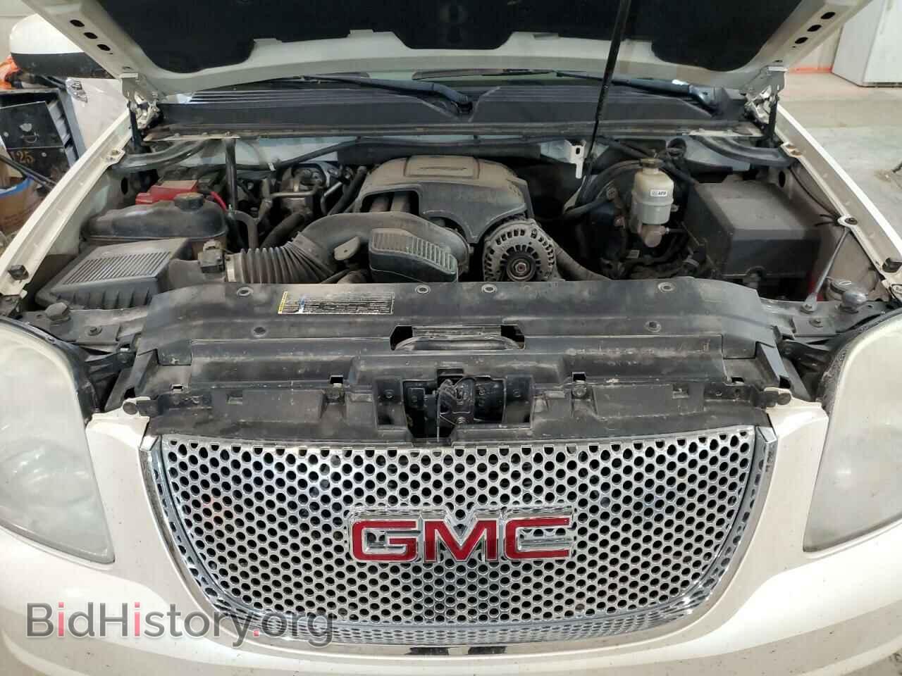 2011 GMC YUKON - VIN: 1GKS2EEF3BR200595 - Фото 12
