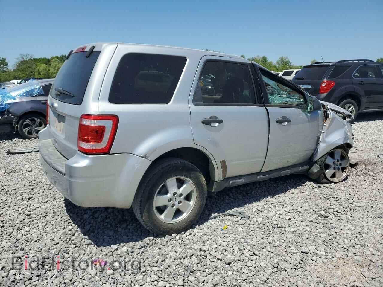 2011 FORD ESCAPE - VIN: 1FMCU0C77BKB53875 - Фото 3