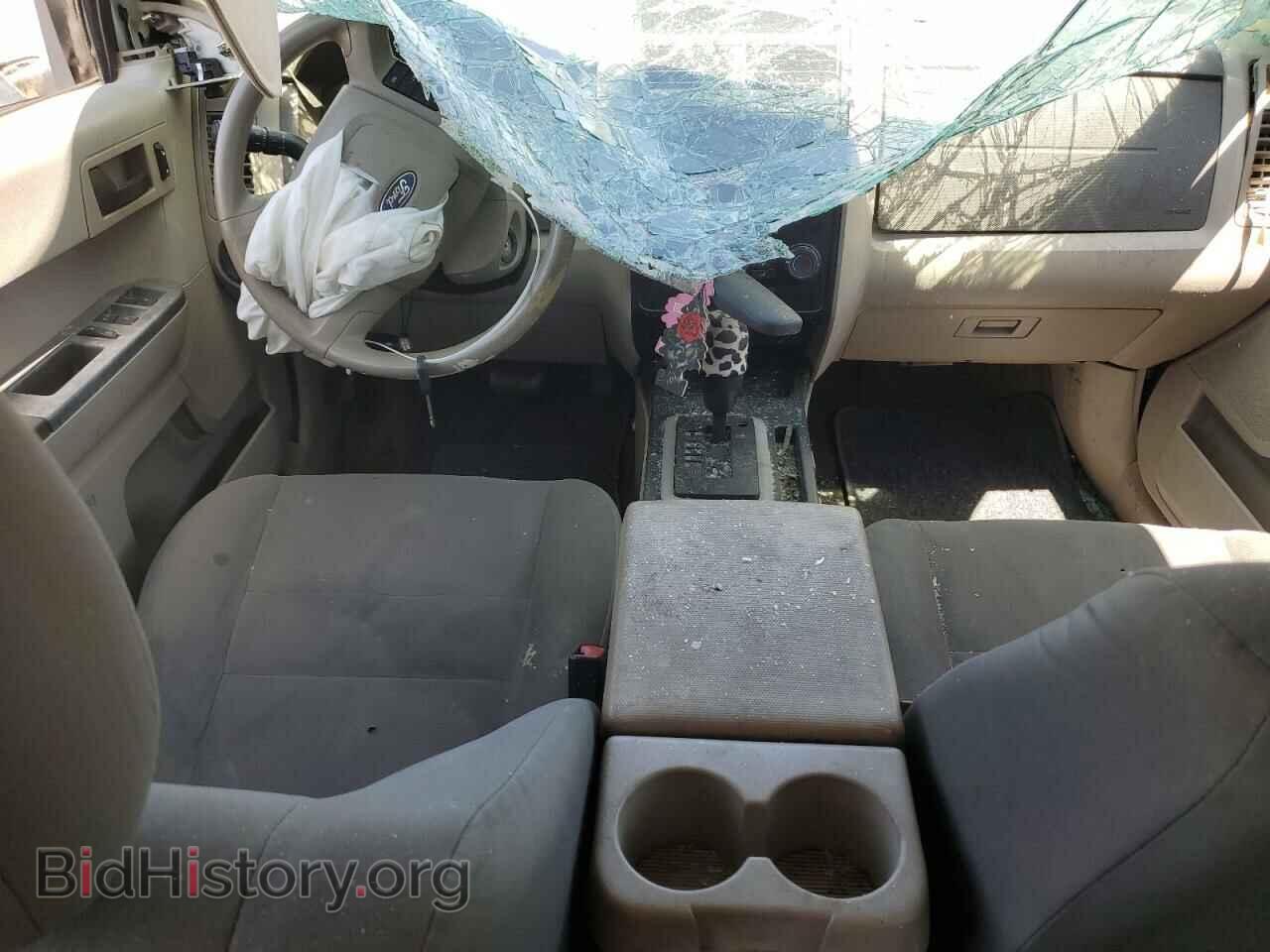 2011 FORD ESCAPE - VIN: 1FMCU0C77BKB53875 - Фото 8