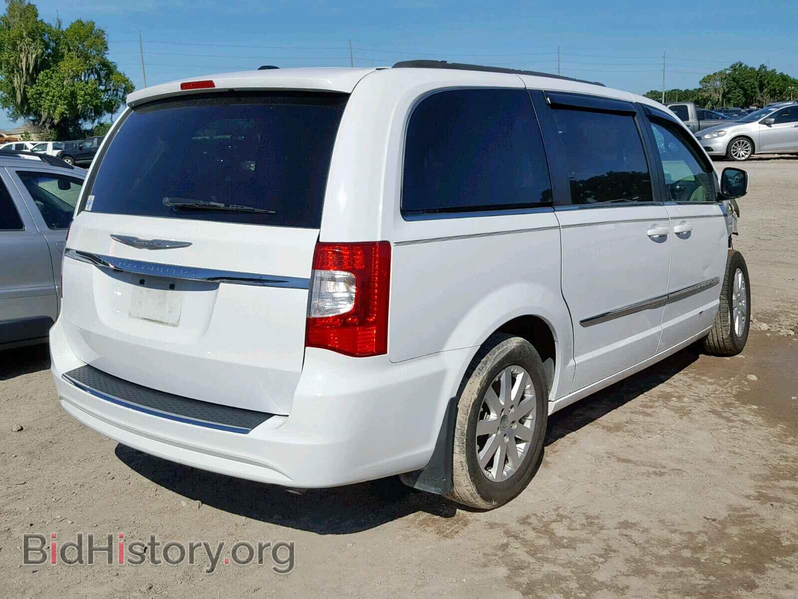 2015 CHRYSLER TOWN & COU - VIN: 2C4RC1BGXFR563019 - Фото 4