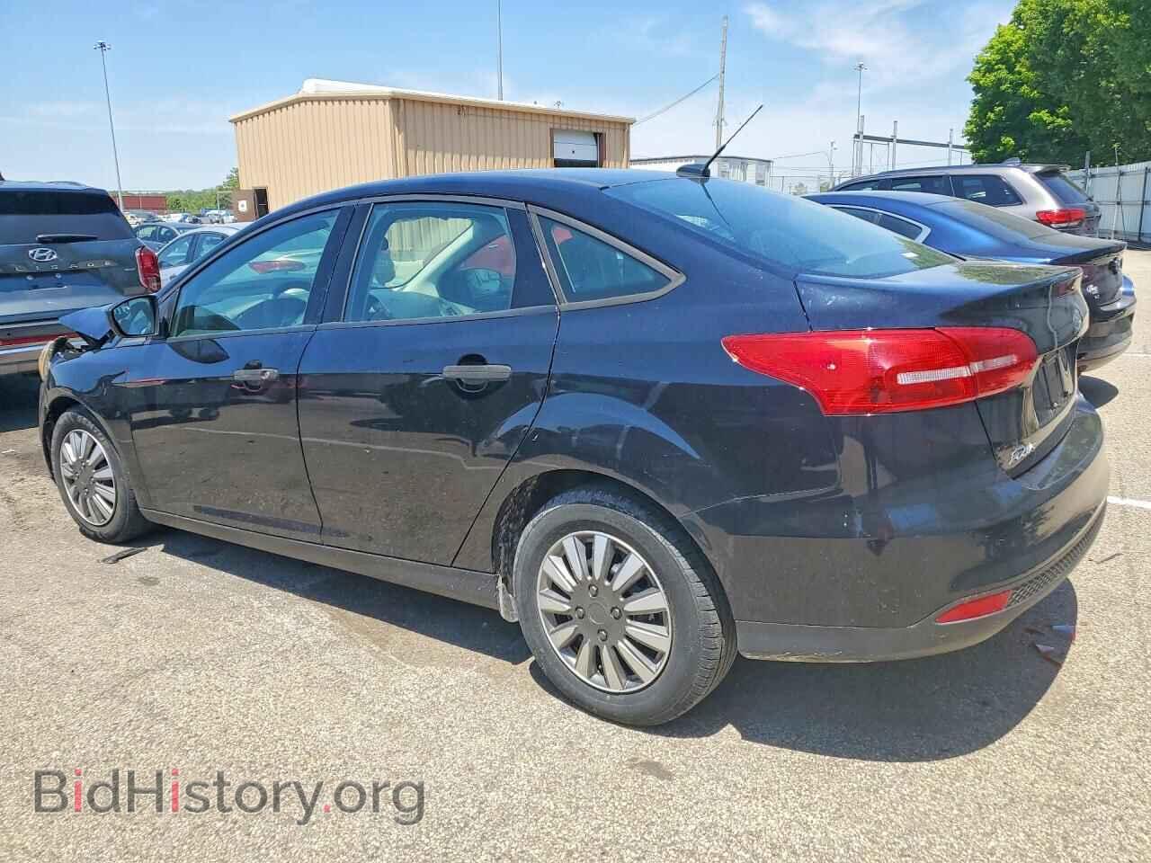 2017 FORD FOCUS - VIN: 1FADP3E2XHL332097 - Photo 2
