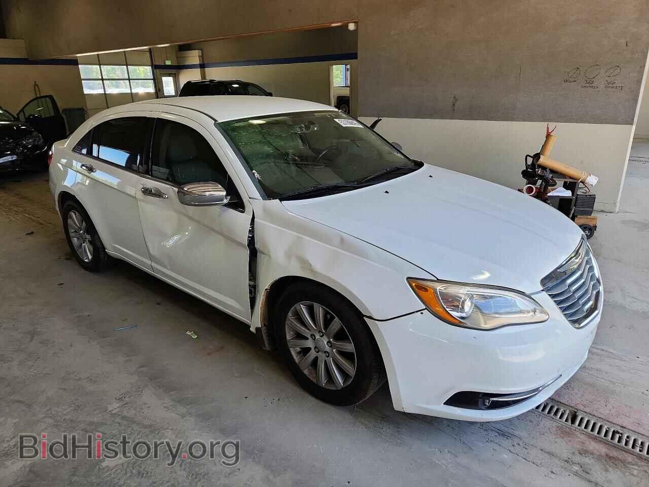 2013 CHRYSLER 200 - VIN: 1C3CCBCG1DN523937 - Фото 4