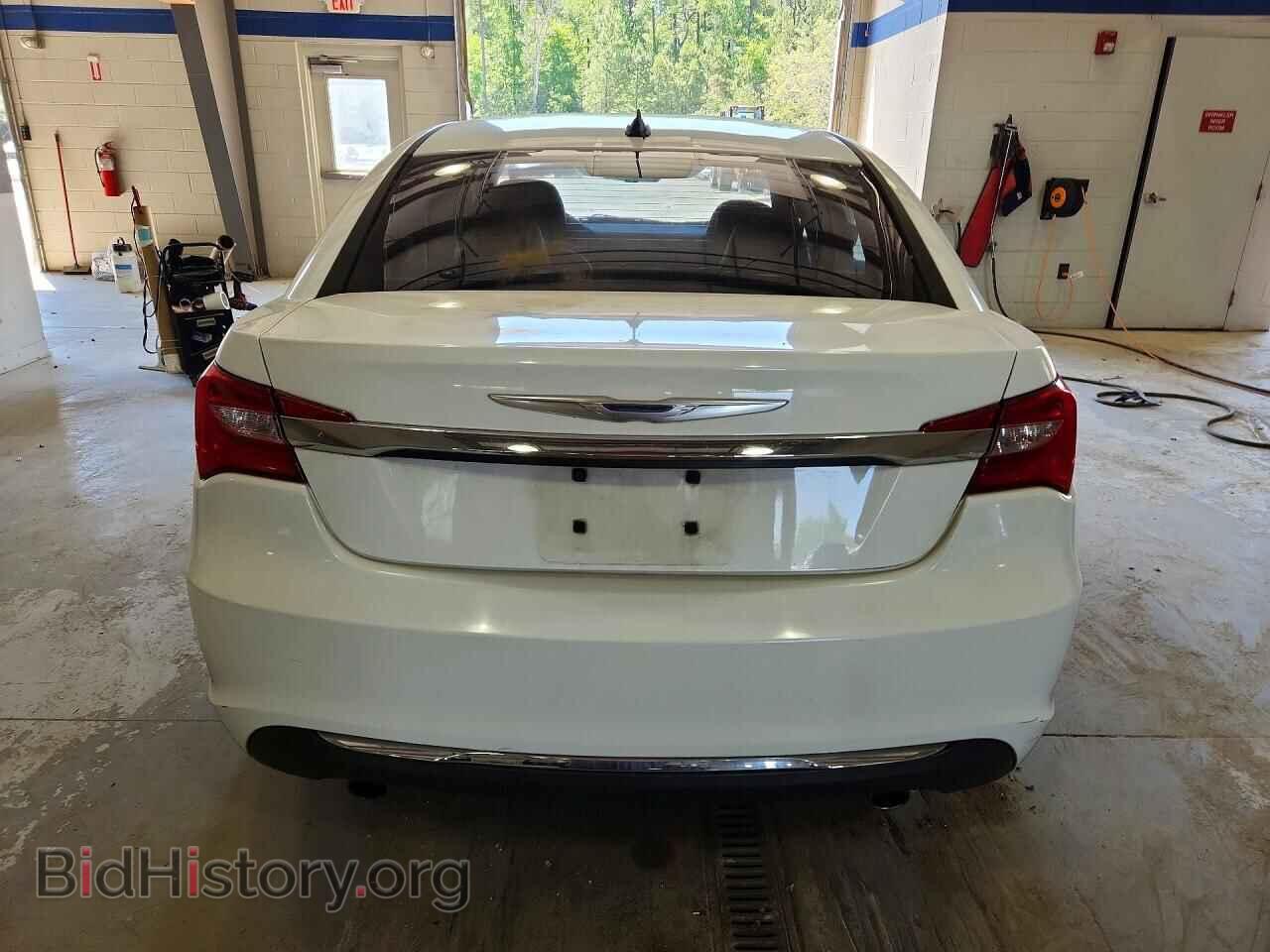 2013 CHRYSLER 200 - VIN: 1C3CCBCG1DN523937 - Фото 6