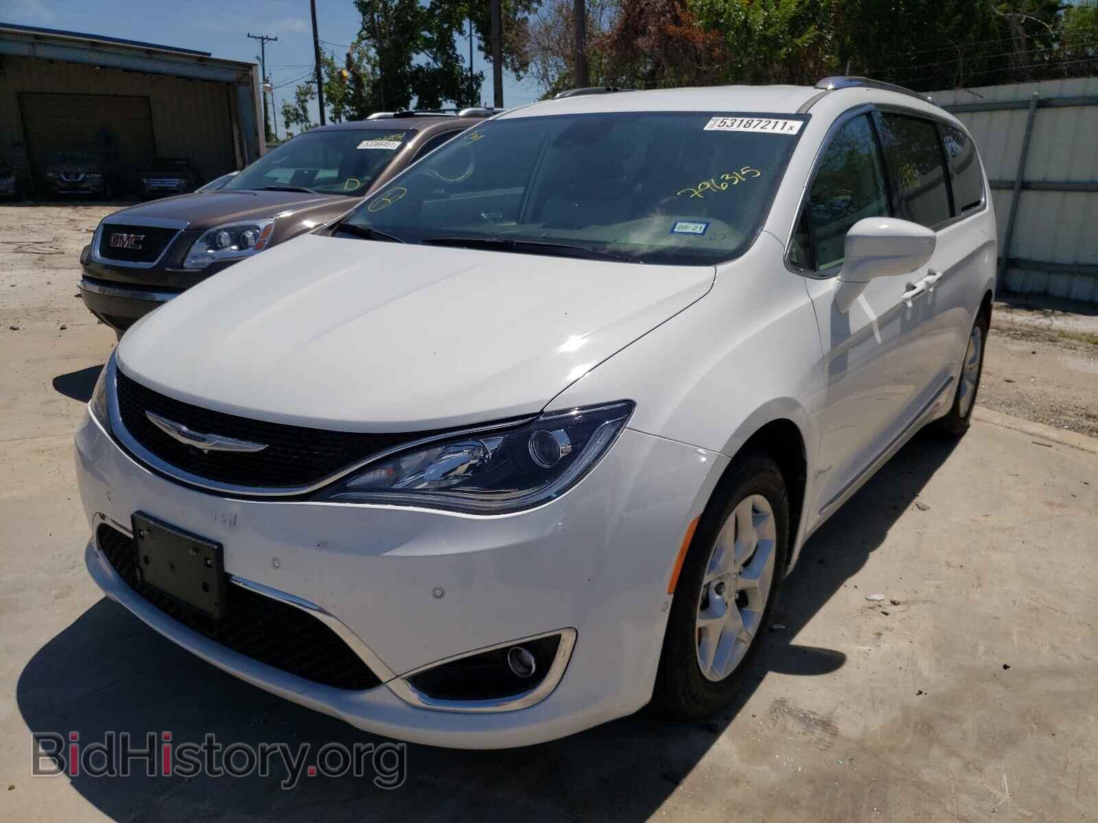 2017 CHRYSLER PACIFICA - VIN: 2C4RC1EG8HR796315 - Photo 2
