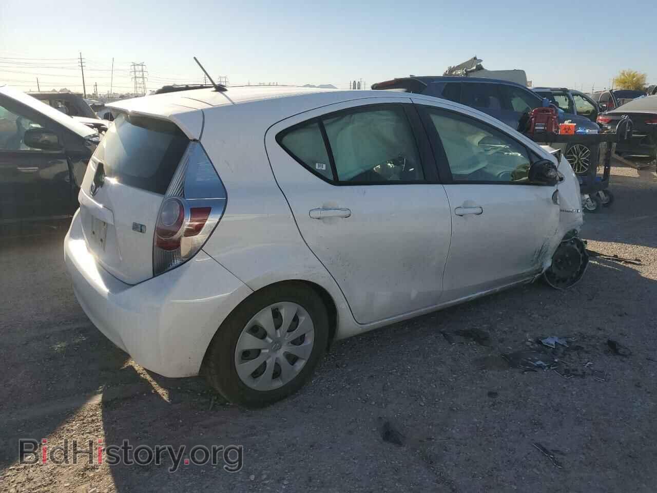 2014 TOYOTA PRIUS - VIN: JTDKDTB32E1069893 - Фото 3