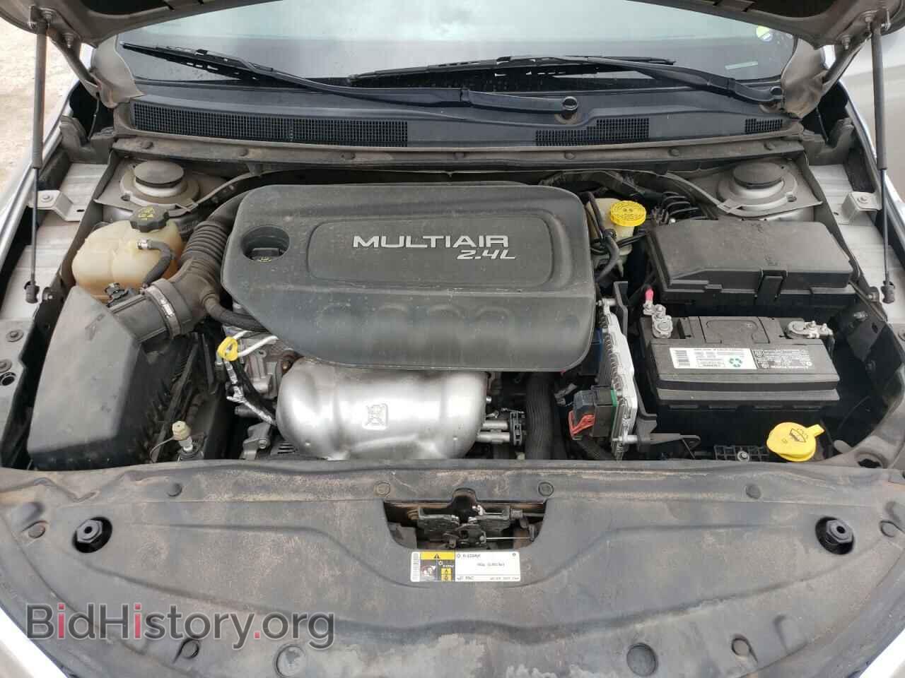 2016 CHRYSLER 200 - VIN: 1C3CCCAB4GN164052 - Фото 7