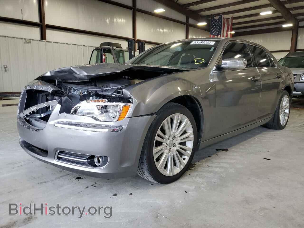 2011 CHRYSLER 300 - VIN: 2C3CA5CG3BH580332 - Фото 2