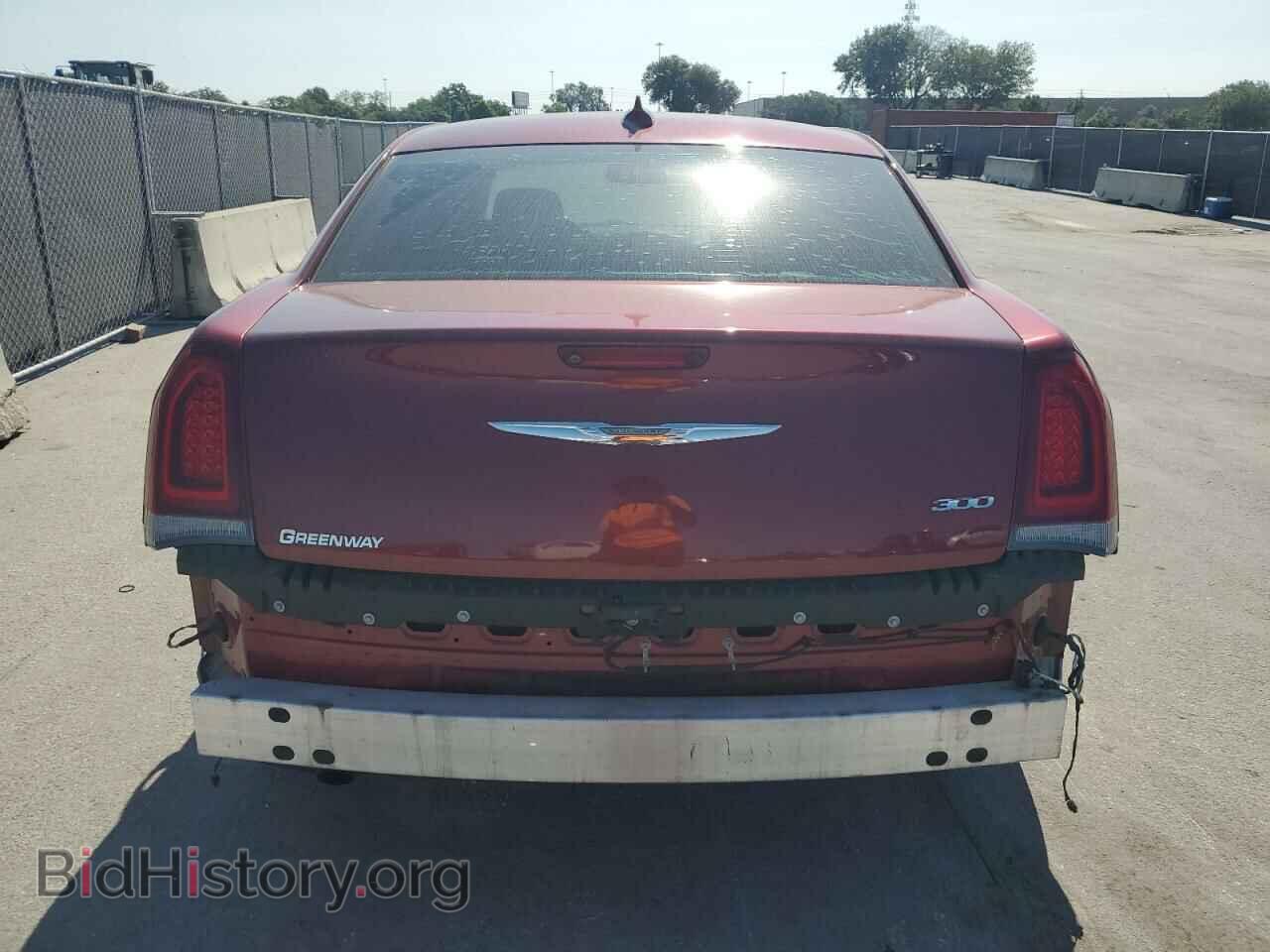 2019 CHRYSLER 300 - VIN: 2C3CCAAG8KH745877 - Фото 6
