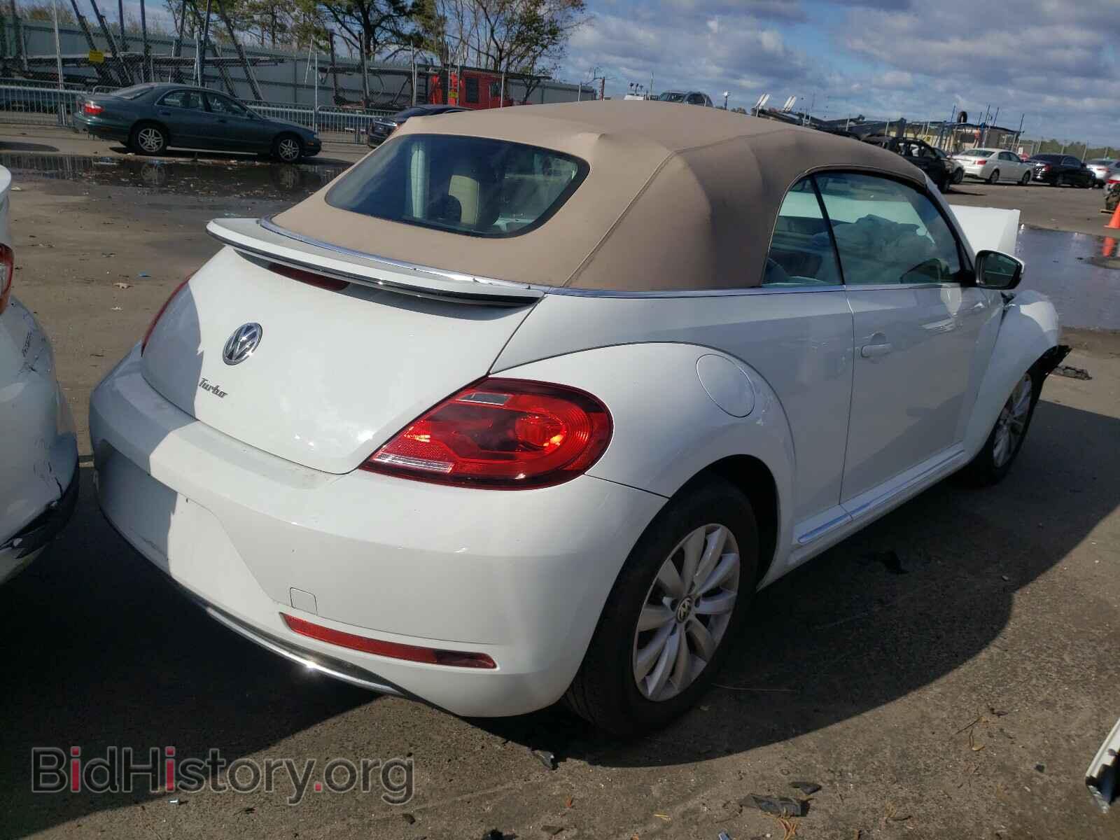 2017 VOLKSWAGEN BEETLE - VIN: 3VW517AT7HM818500 - Фото 4
