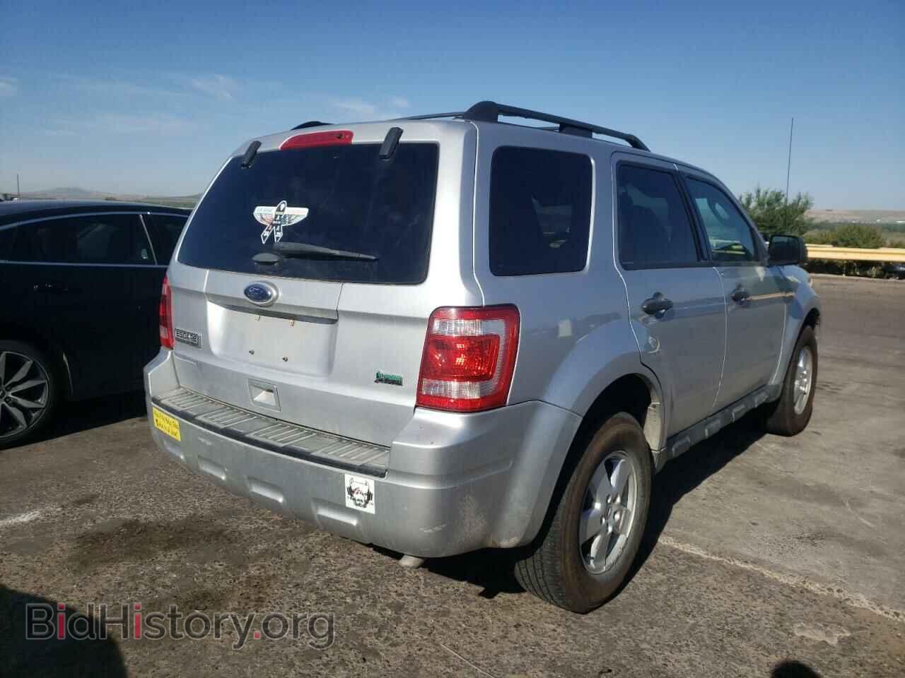2011 FORD ESCAPE - VIN: 1FMCU0DG0BKC71197 - Фото 4
