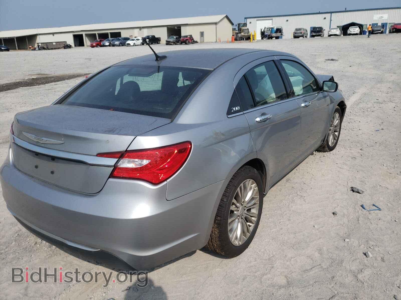 2013 CHRYSLER 200 - VIN: 1C3CCBCG6DN516532 - Фото 4