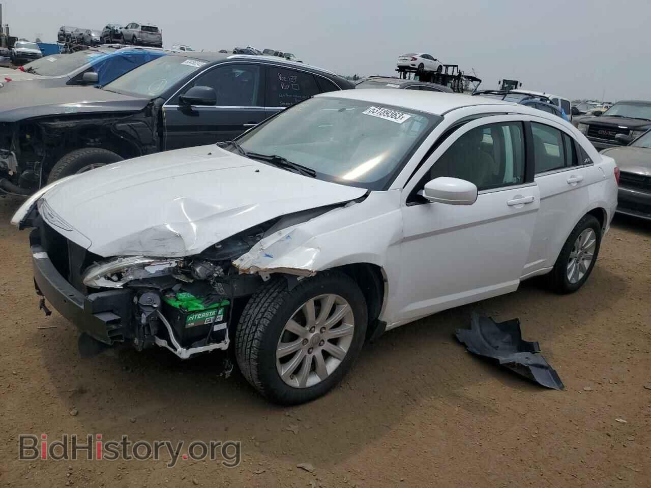 Photo 1C3CCBBB3DN600104 - CHRYSLER 200 2013