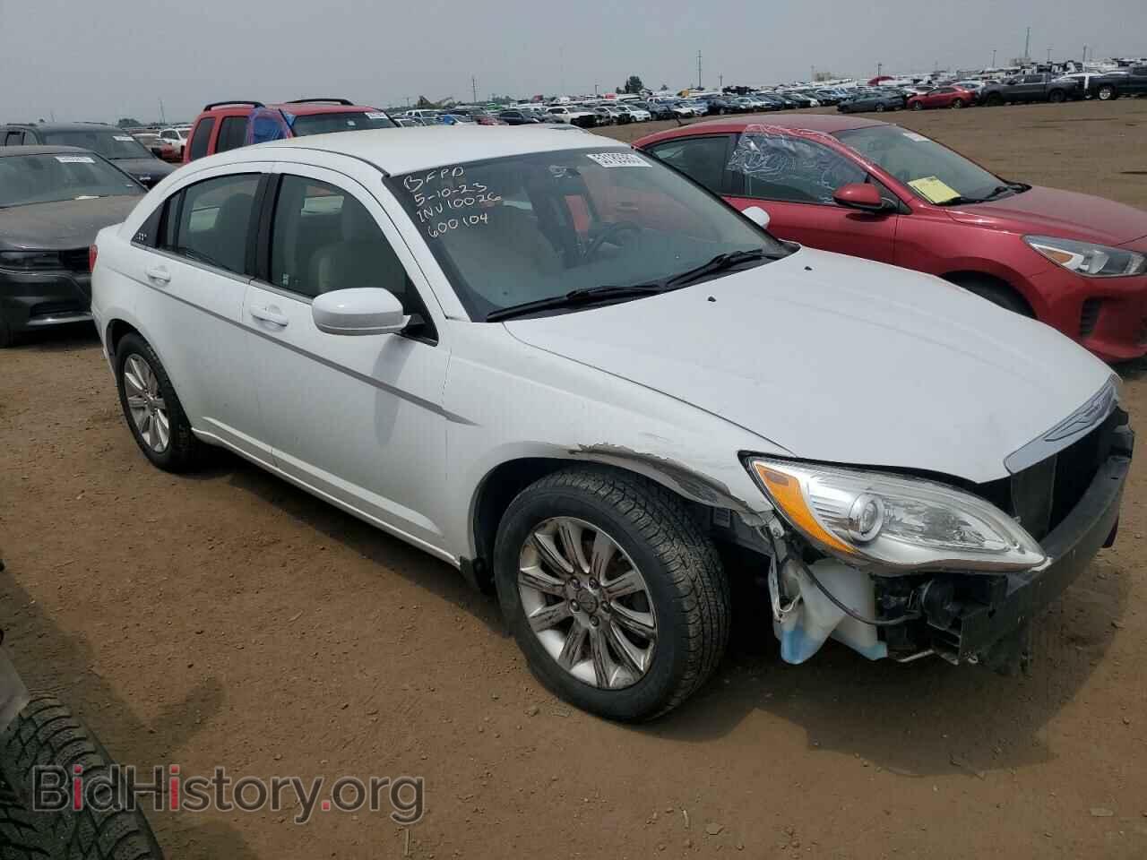 2013 CHRYSLER 200 - VIN: 1C3CCBBB3DN600104 - Фото 4