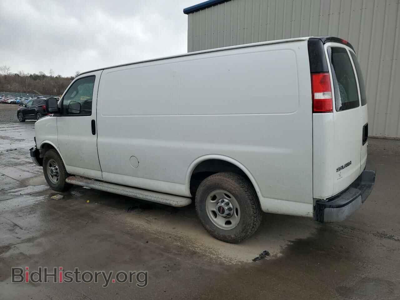 2017 GMC SAVANA - VIN: 1GTW7AFF5H1143359 - Фото 2