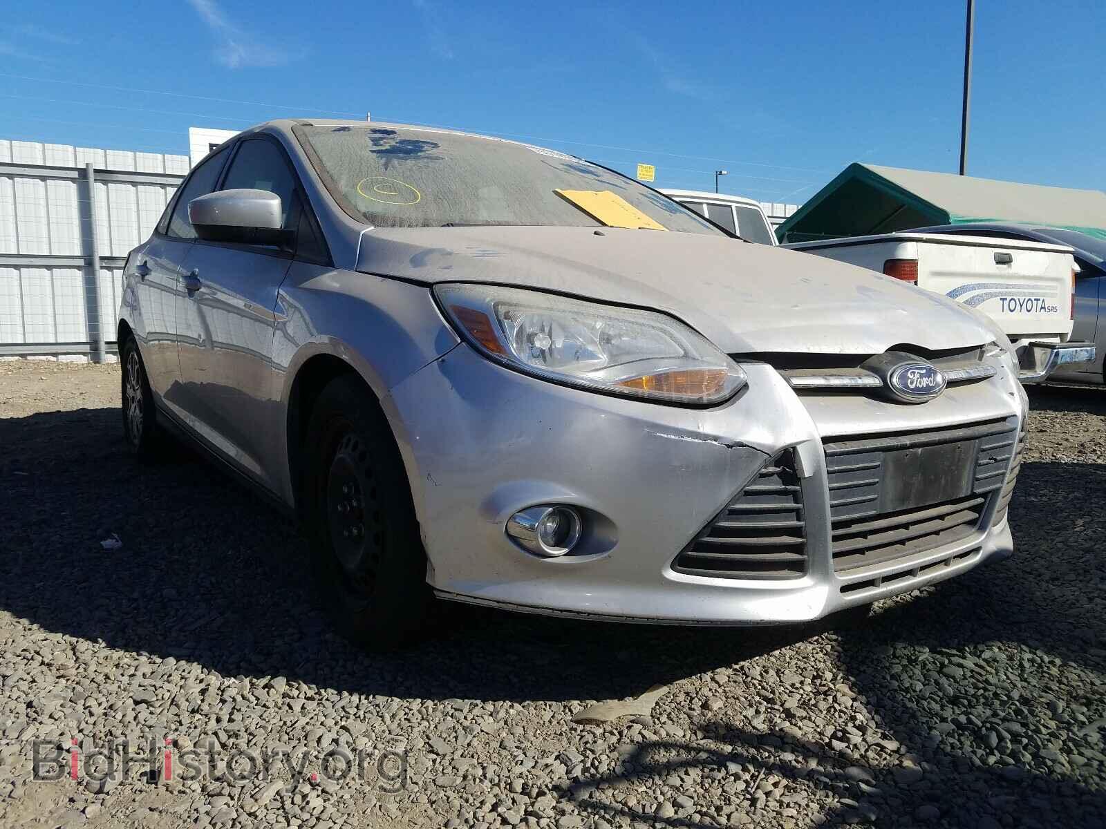 Photo 1FAHP3F24CL337952 - FORD FOCUS 2012
