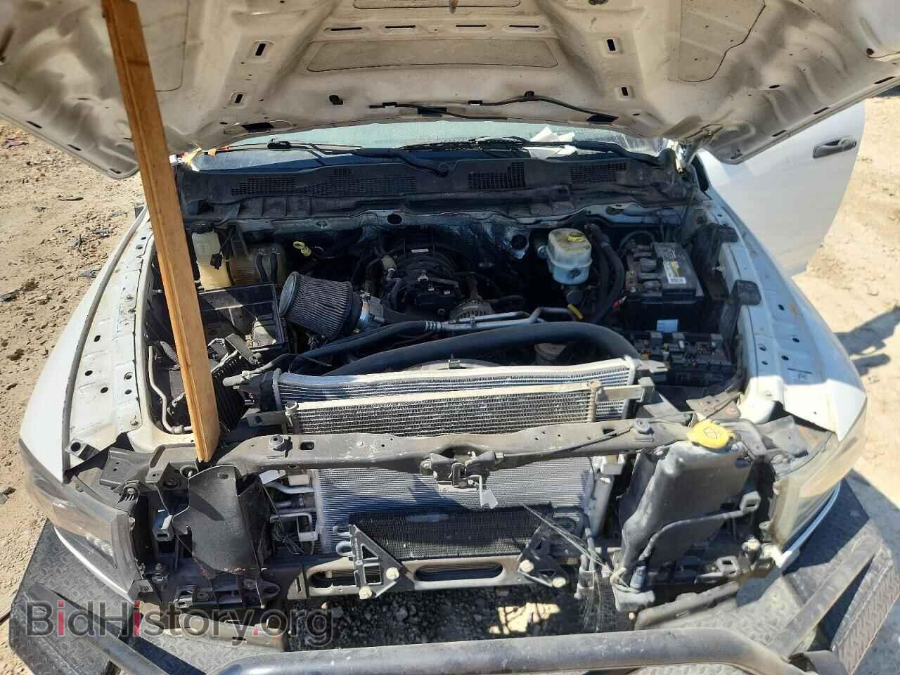 2014 RAM All Models - VIN: 3C63RRGJ6EG255820 - Photo 11