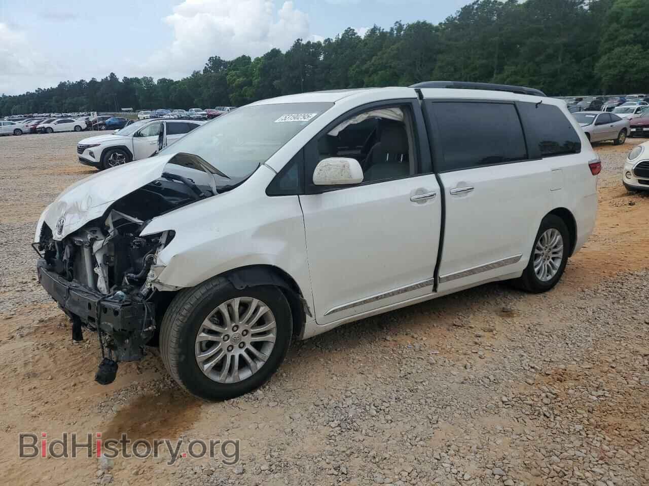 Photo 5TDYK3DC8FS635198 - TOYOTA All Models 2015