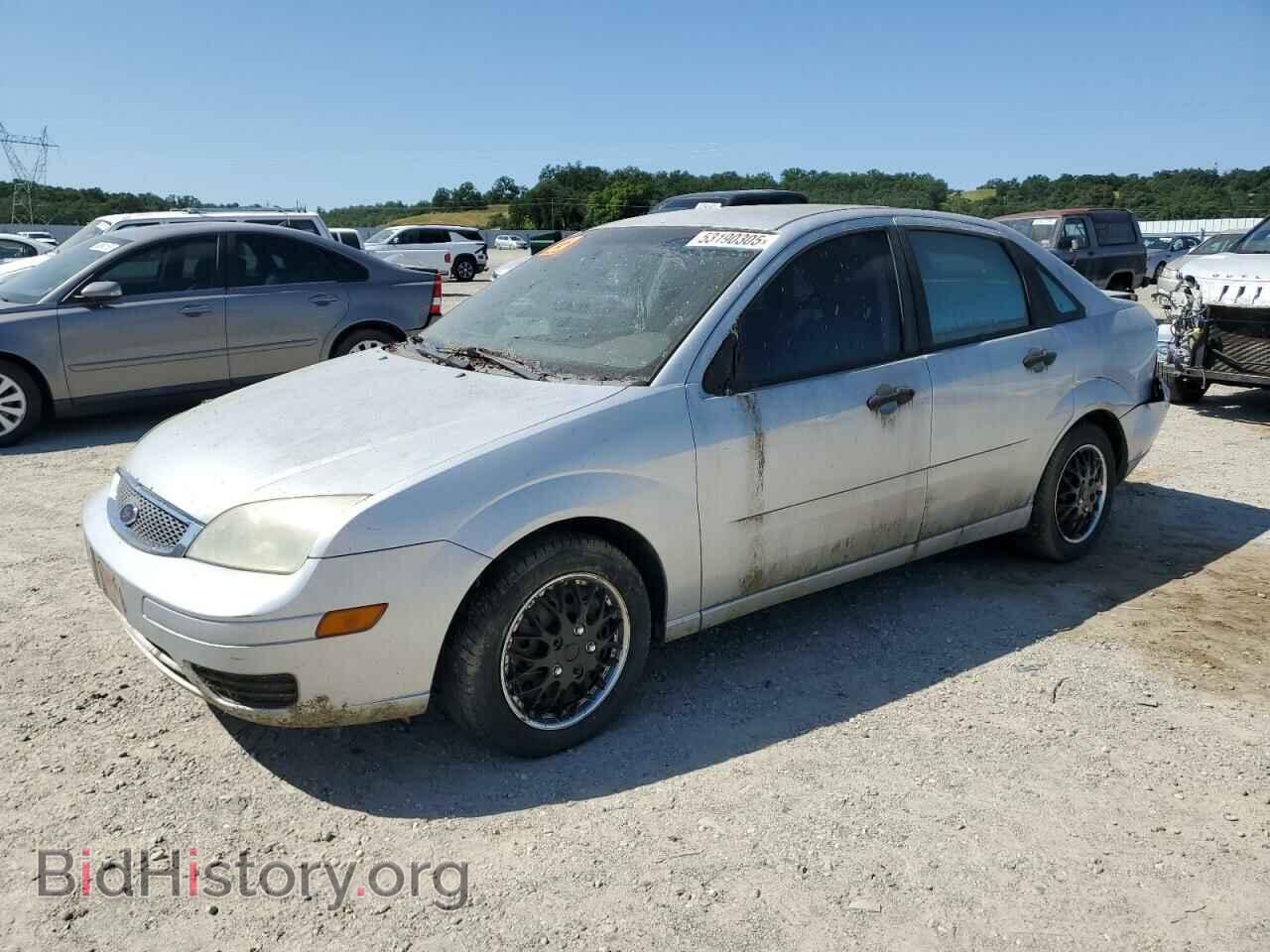 Photo 1FAFP34N85W215763 - FORD FOCUS 2005