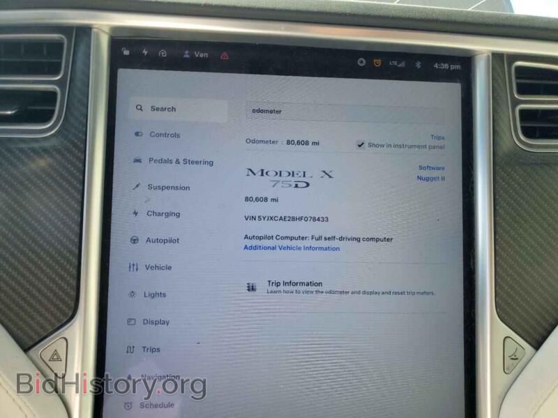 2017 Tesla MODEL X (VIN 5YJXCAE28HF078433) — photo 9 of 13