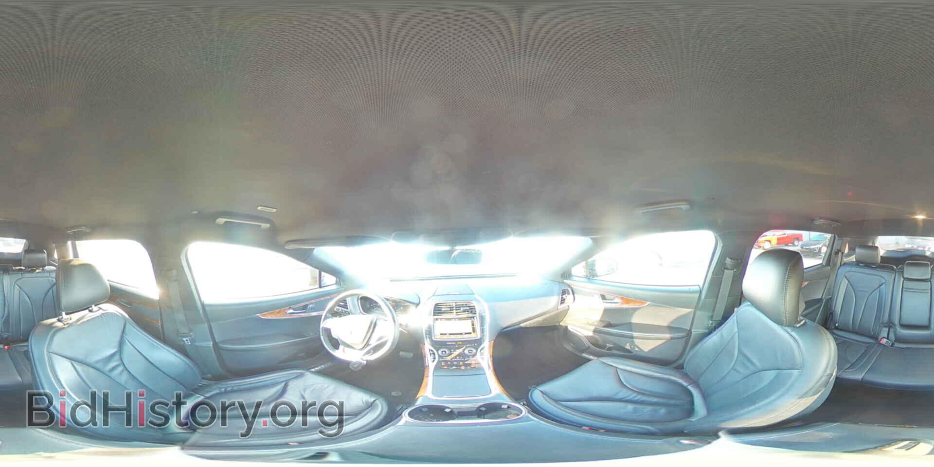 2019 LINCOLN NAUTILUS - VIN: 2LMPJ8K93KBL24261 - Фото 16
