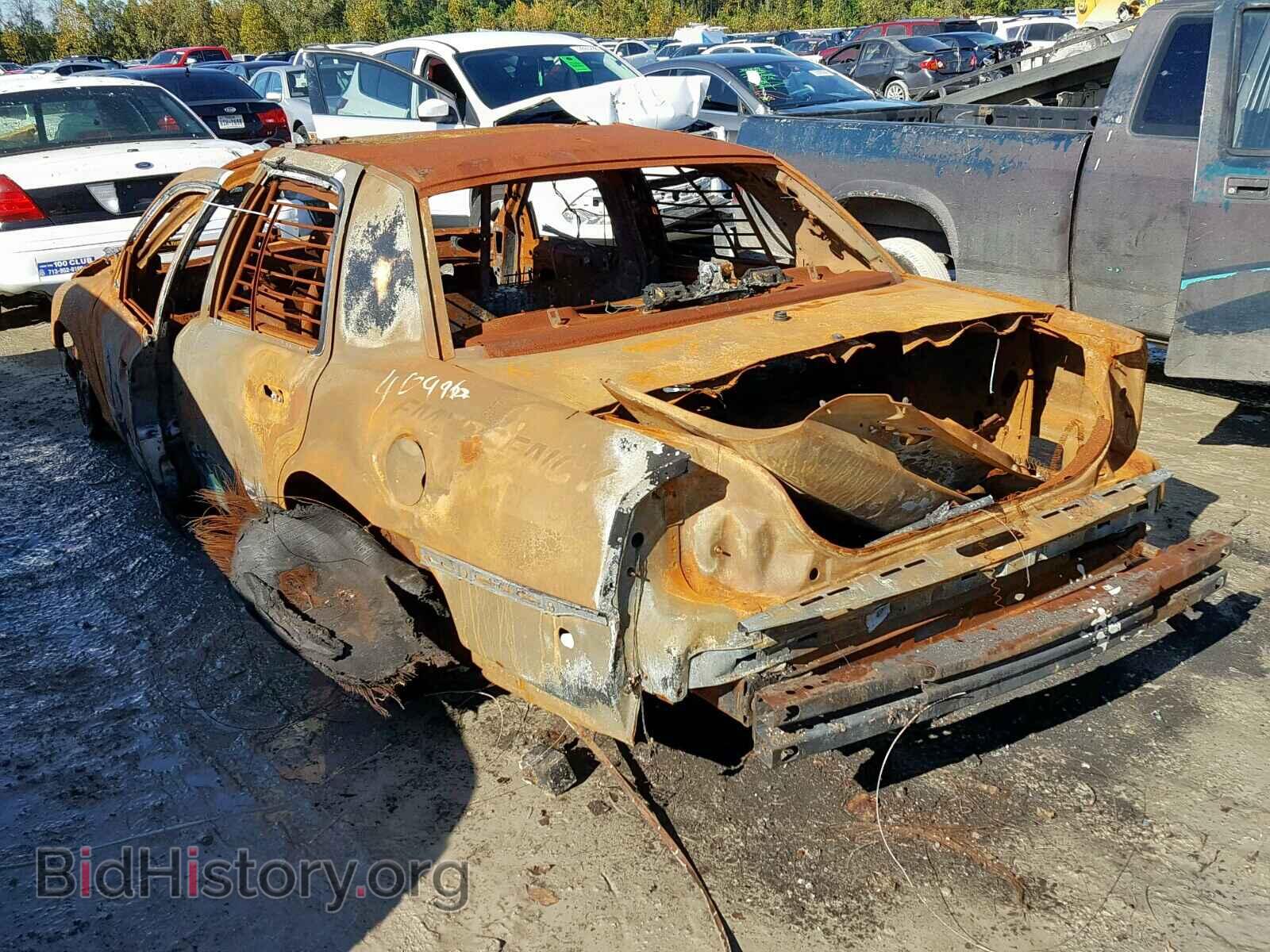 2010 FORD CROWN VIC - VIN: 2FABP7BV0AX108908 - Фото 3
