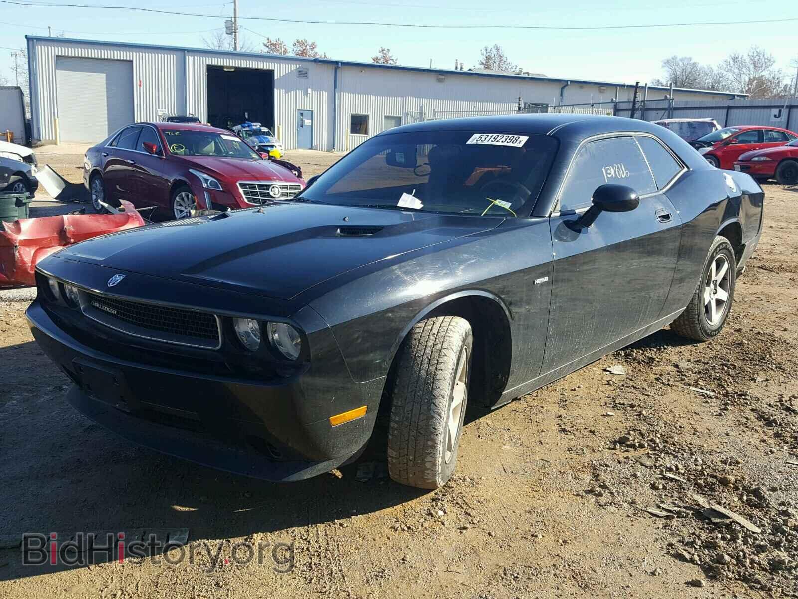 2010 DODGE CHALLENGER - VIN: 2B3CJ4DV4AH184087 - Photo 2