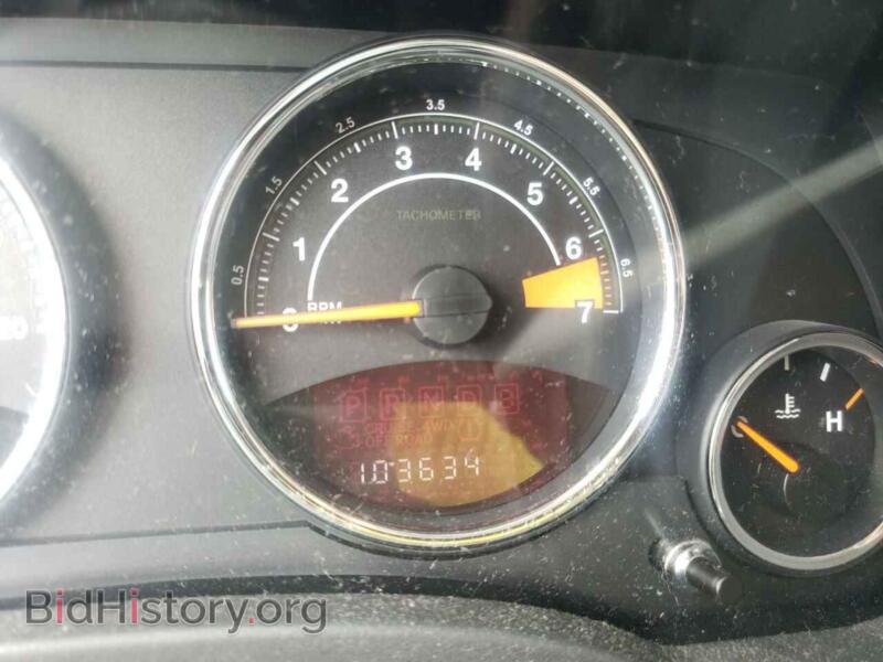 2014 Jeep COMPASS (VIN 1C4NJCEA2ED883265) — photo 8 of 10