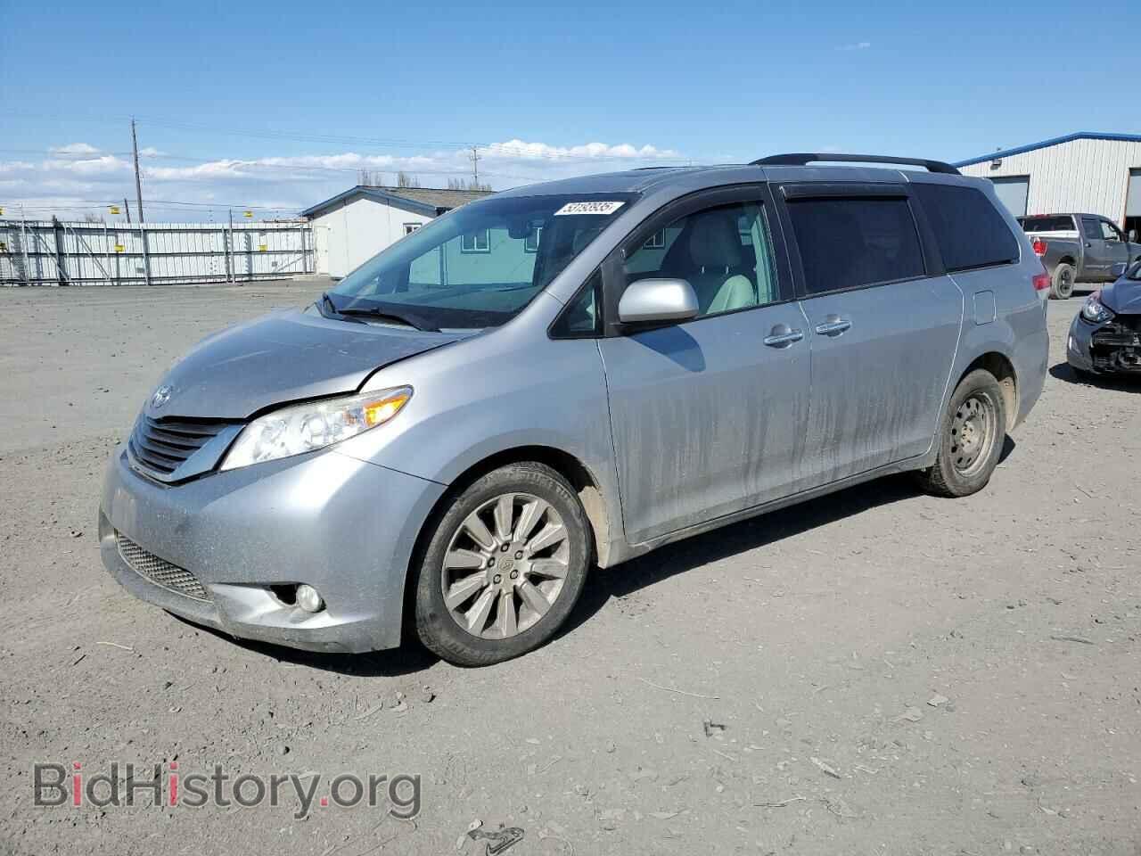 Photo 5TDDK3DC2DS058440 - TOYOTA All Models 2013