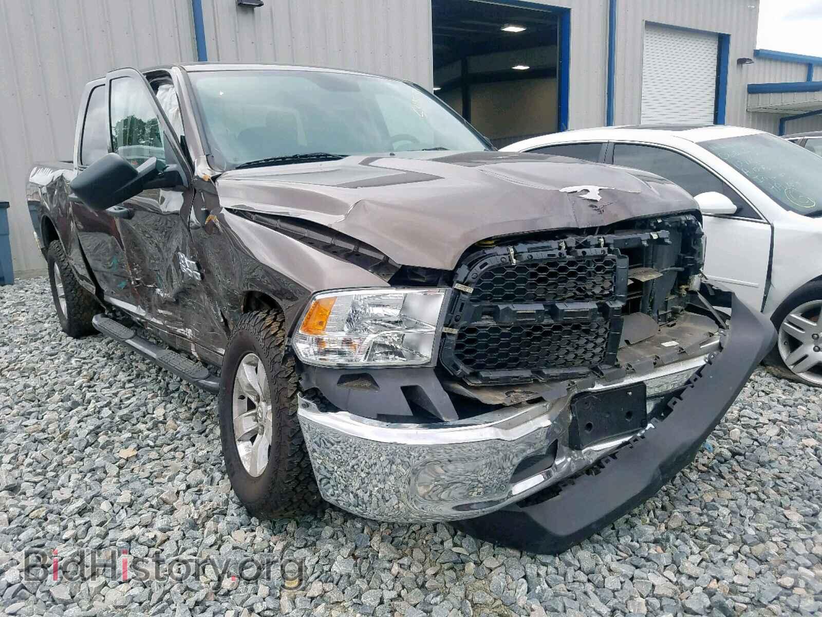 Photo 1C6RR6FT7JS201750 - RAM 1500 ST 2018