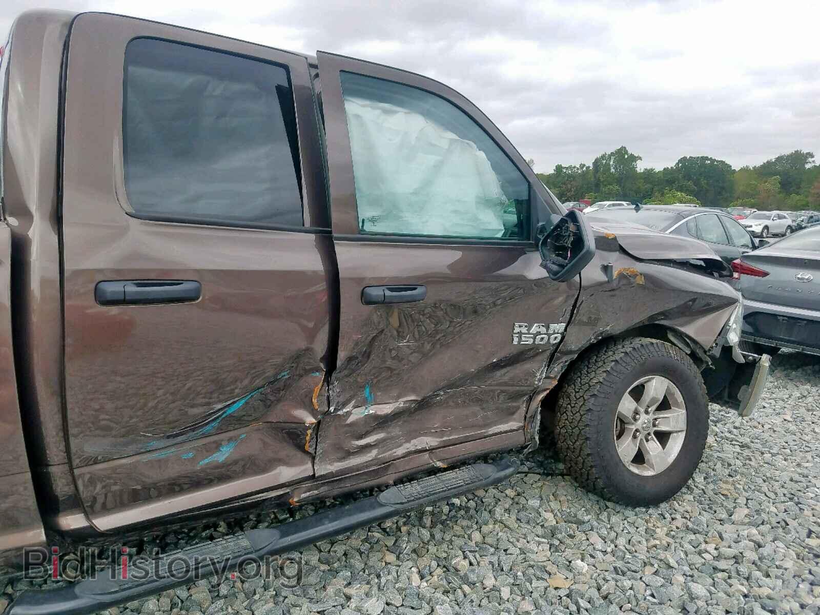 2018 RAM 1500 ST - VIN: 1C6RR6FT7JS201750 - Фото 9