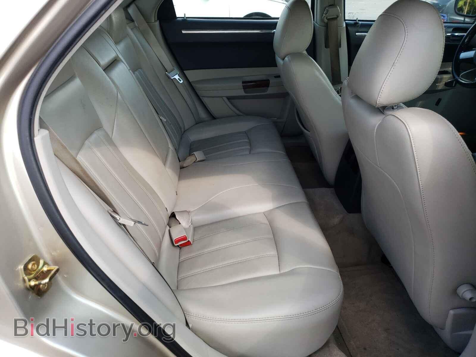 2006 CHRYSLER 300 - VIN: 2C3KA63H96H509863 - Фото 6