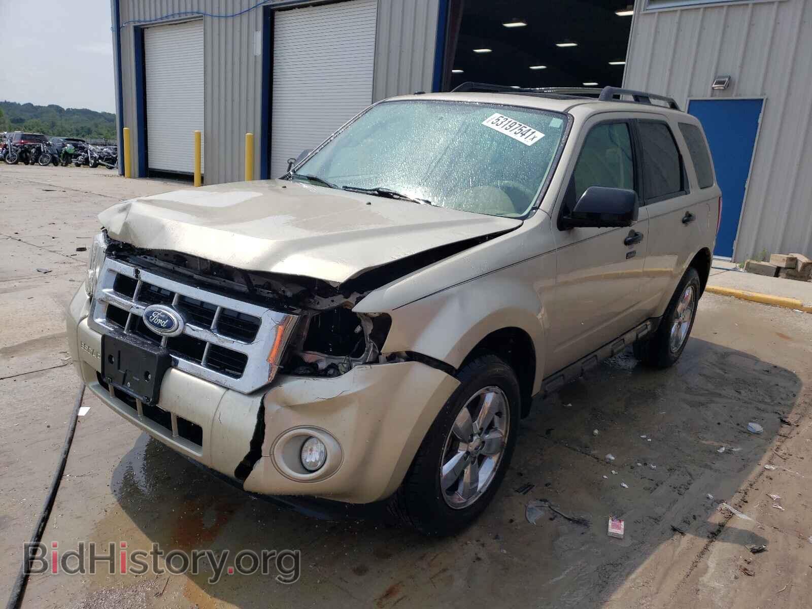 2011 FORD ESCAPE - VIN: 1FMCU9D75BKA06876 - Фото 2