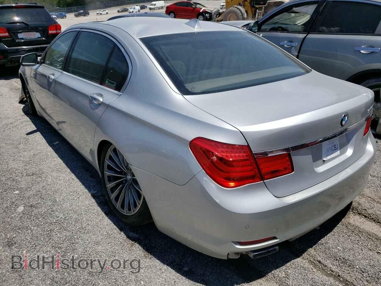 2011 BMW 7 SERIES - VIN: WBAKB8C52BCY65799 - Фото 3