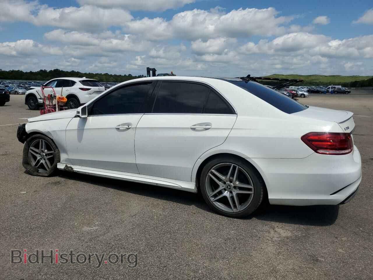 2014 MERCEDES-BENZ E-CLASS - VIN: WDDHF8JBXEB000251 - Фото 2
